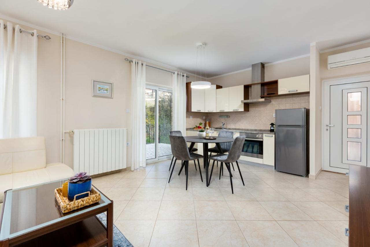 Apartman Marina Vrbnik Exterior photo